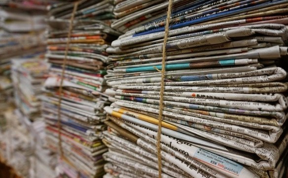 periodicos-newspaper-noticia